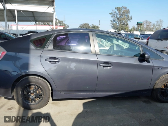 2014 Toyota Prius Four with VIN JTDKN3DUXE1771415, listed as a IAAI auction lot 42066546 with 218,535 mi miles. Bid and sale history available at carsss.com. Image 13.