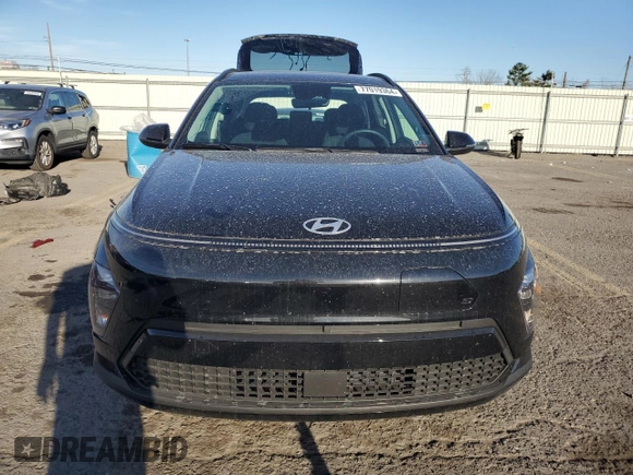 2024 Hyundai Kona SEL with VIN KM8HC3A62RU005085, listed as a Copart auction lot 77019364 with 5,764 mi miles and Salvage Title. Bid and sale history available at DreamBid. Image 5.