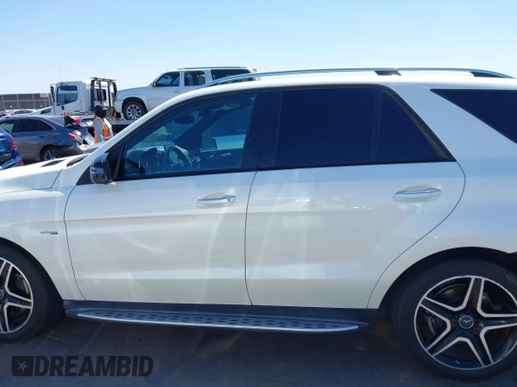 2018 Mercedes-Benz GLE 43 AMG with VIN 4JGDA6EB5JA998357, listed as a IAAI auction lot 42239740 with 102,758 mi miles and . Bid and sale history available at DreamBid. Image 15.