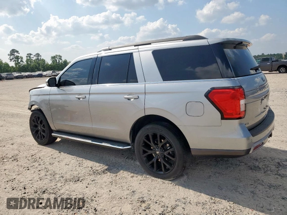 2022 Ford Expedition XLT z VIN 1FMJU1HT0NEA14953, wystawiony jako Copart lot #58150705 z przebiegiem 44 670 mil mil oraz Szkoda całkowita • Salvage title. Historia ofert i sprzedaży dostępna na DreamBid. Obrazek 2.