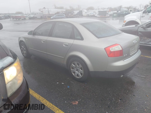 2002 Audi A4 1.8T with VIN WAULC68E22A123283, listed as a IAAI auction lot 41731385 with 185,639 mi miles. Bid and sale history available at carsss.com. Image 3.