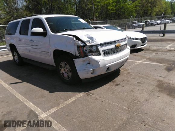 2014 Chevrolet Suburban LT with VIN 1GNSCJE05ER117663, listed as a IAAI auction lot 41992835 with 208,754 mi miles. Bid and sale history available at carsss.com. Image 1.