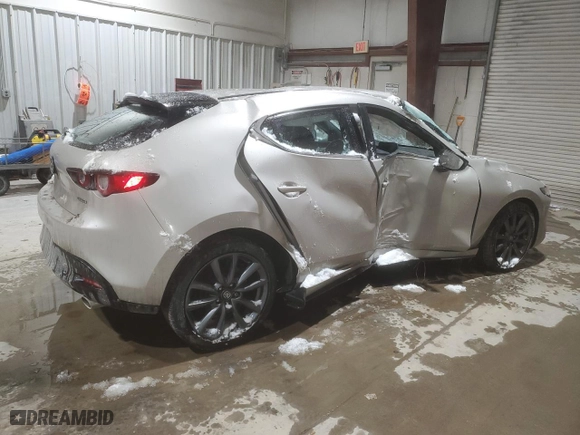 2022 Mazda Mazda3 Hatchback Select with VIN JM1BPAKL9N1520961, listed as a Copart auction lot 88283515 with 28,205 mi miles and Salvage Title. Bid and sale history available at carsss.com. Image 3.