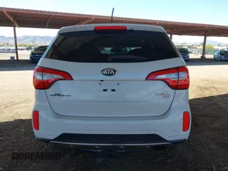 2014 Kia Sorento SX with VIN 5XYKW4A76EG438386, listed as a IAAI auction lot 41841587 with 183,076 mi miles. Bid and sale history available at carsss.com. Image 16.