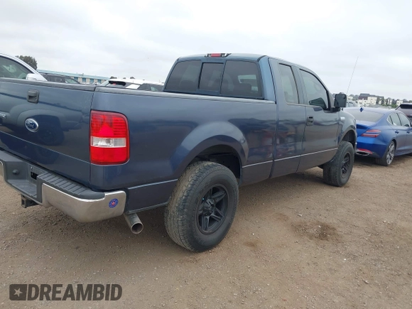 2005 Ford F-150 XLT z VIN 1FTPX12535FB56739, wystawiony jako IAAI lot #42385837 z przebiegiem Nie podano mil oraz . Historia ofert i sprzedaży dostępna na DreamBid. Obrazek 4.