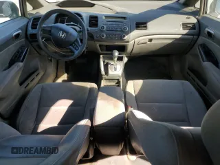 2008 Honda Civic LX z VIN 2HGFA16518H352481, wystawiony jako Copart lot #47781525 z przebiegiem 152 682 mil mil oraz Szkoda całkowita • Salvage title. Historia ofert i sprzedaży dostępna na DreamBid. Obrazek 8.
