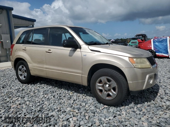 2008 Suzuki Grand Vitara z VIN JS3TE941084103429, wystawiony jako Copart lot #59102125 z przebiegiem 168 633 mil mil oraz Szkoda całkowita • Salvage title. Historia ofert i sprzedaży dostępna na DreamBid. Obrazek 4.