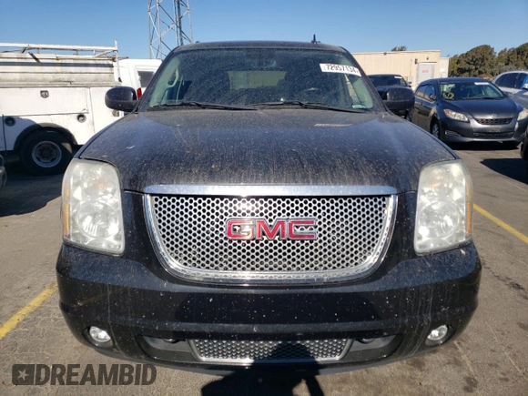 2011 GMC Yukon Denali with VIN 1GKS2EEF6BR137914, listed as a Copart auction lot 72957134 with 109,574 mi miles and Salvage Title. Bid and sale history available at carsss.com. Image 5.