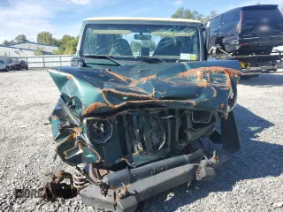 2000 Jeep Wrangler Sahara with VIN 1J4FA59S0YP720856, listed as a Copart auction lot 73128204 with 0 mi miles and Clean Title. Bid and sale history available at carsss.com. Image 5.