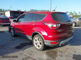 2018 Ford Escape SE with VIN 1FMCU0GD2JUA02221, listed as a IAAI auction lot 41702046 with 92,086 mi miles. Bid and sale history available at carsss.com. Image 3.