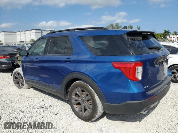2022 Ford Explorer XLT with VIN 1FMSK7DH3NGC39399, listed as a Copart auction lot 48873565 with 3,262 mi miles and Salvage Title. Bid and sale history available at carsss.com. Image 2.