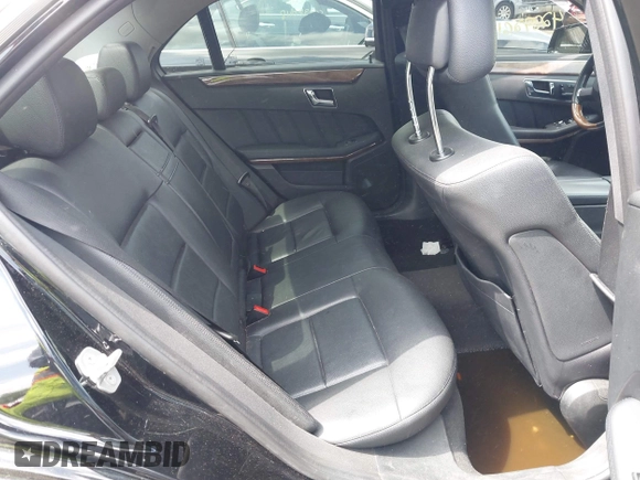 2011 Mercedes-Benz E 350 Luxury с VIN WDDHF8HB8BA464226, выставлен на аукционе IAAI как лот 42392613 с пробегом 167 269 миль миль и . История ставок и продаж доступна на DreamBid. Изображение 8.