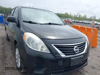 2014 Nissan Versa SV with VIN 3N1CN7AP2EK464770, listed as a IAAI auction lot 42191565 with 101,349 mi miles and . Bid and sale history available at carsss.com. Image 6.