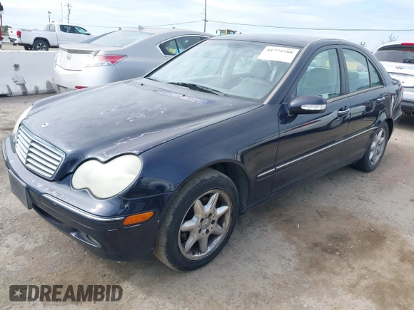 2002 Mercedes-Benz C 230/260/280/320 with VIN WDBRF61J92F189875, listed as a IAAI auction lot 41774788 with 222,463 mi miles and . Bid and sale history available at carsss.com. Image 2.