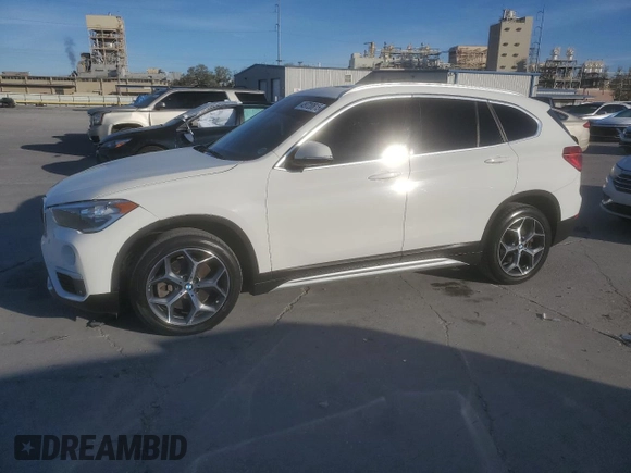 2019 BMW X1 sDrive28i with VIN WBXHU7C59K3H46543, listed as a Copart auction lot 49720815 with 97,836 mi miles and Clean Title. Bid and sale history available at carsss.com. Image 1.