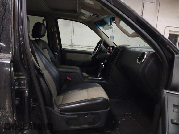 2007 Ford Explorer Sport Trac Limited с VIN 1FMEU53837UB63197, выставлен на аукционе IAAI как лот 41353758 с пробегом Не указан миль и . История ставок и продаж доступна на DreamBid. Изображение 5.