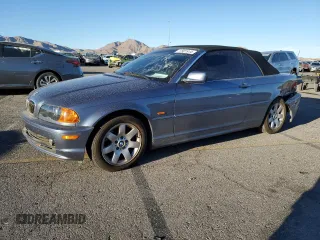2001 BMW 3 Series 325Ci with VIN WBABS33411JY51140, listed as a Copart auction lot 77901914 with 0 mi miles and Salvage Title. Bid and sale history available at carsss.com. Image 1.