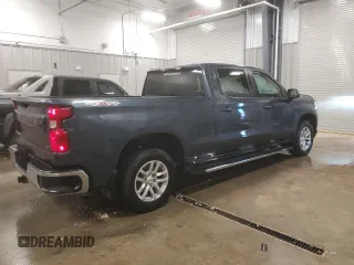 2021 Chevrolet Silverado 1500 LT with VIN 1GCPYDEK4MZ288423, listed as a Copart auction lot 79957214 with 66,136 mi miles and Salvage Title. Bid and sale history available at carsss.com. Image 3.
