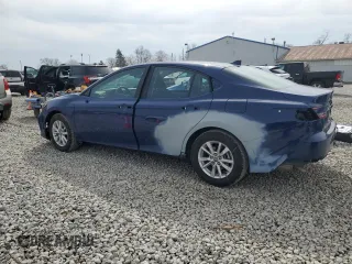 2025 Toyota Camry LE with VIN 4T1DAACK4SU023838, listed as a Copart auction lot 49307065 with 6,988 mi miles and Salvage Title. Bid and sale history available at carsss.com. Image 2.