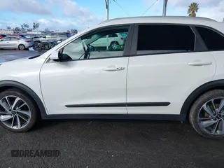 2019 Kia Niro Touring with VIN KNDCE3LC6K5336361, listed as a IAAI auction lot 41592273 with 86,286 mi miles. Bid and sale history available at carsss.com. Image 14.