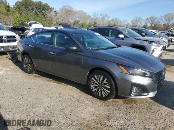 2025 Nissan Altima SV with VIN 1N4BL4DV6SN364769, listed as a Copart auction lot 50654285 with 3,054 mi miles and Salvage Title. Bid and sale history available at carsss.com. Image 4.