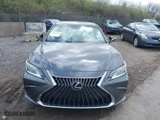 2022 Lexus ES with VIN 58ADZ1B13NU132242, listed as a IAAI auction lot 41925701 with 30,381 mi miles. Bid and sale history available at carsss.com. Image 13.