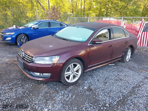 2013 Volkswagen Passat TDI SEL Premium with VIN 1VWCN7A33DC031549, listed as a IAAI auction lot 40313029 with 104,184 mi miles. Bid and sale history available at carsss.com. Image 17.
