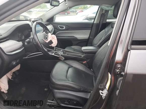 2022 Jeep Compass Latitude Lux with VIN 3C4NJDFB7NT109259, listed as a Copart auction lot 55744815 with 62,258 mi miles and Non repairable. Bid and sale history available at DreamBid. Image 7.