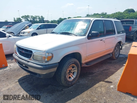 1998 Ford Explorer XL z VIN 1FMZU34E9WZB33911, wystawiony jako IAAI lot #42329782 z przebiegiem 156 654 mil mil oraz . Historia ofert i sprzedaży dostępna na DreamBid. Obrazek 2.