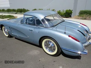 1958 Chevrolet Corvette с VIN J58S108498, выставлен на аукционе Copart как лот 59789795 с пробегом 473 миль миль и Списание • Salvage title. История ставок и продаж доступна на DreamBid. Изображение 4.