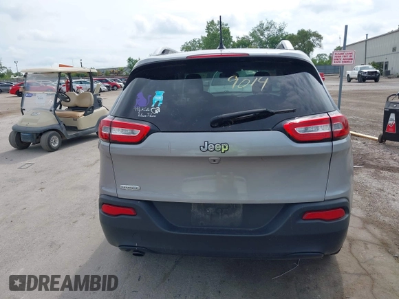 2017 Jeep Cherokee Latitude z VIN 1C4PJMCB0HW632246, wystawiony jako IAAI lot #42529014 z przebiegiem 267 091 mil mil oraz . Historia ofert i sprzedaży dostępna na DreamBid. Obrazek 16.