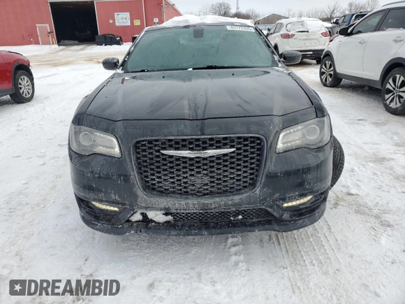 2017 Chrysler 300 S with VIN 2C3CCABG8HH569954, listed as a Copart auction lot 45172335 with 156,132 mi miles and Clean Title. Bid and sale history available at DreamBid. Image 5.