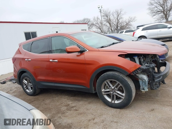 2017 Hyundai Santa Fe 2.4L z VIN 5XYZT3LB3HG498472, wystawiony jako IAAI lot #41483416 z przebiegiem 91 894 mil mil oraz . Historia ofert i sprzedaży dostępna na DreamBid. Obrazek 14.