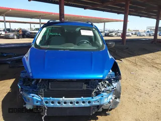 2018 Ford Escape SE with VIN 1FMCU9GDXJUA92416, listed as a IAAI auction lot 41848682 with 97,791 mi miles. Bid and sale history available at carsss.com. Image 13.