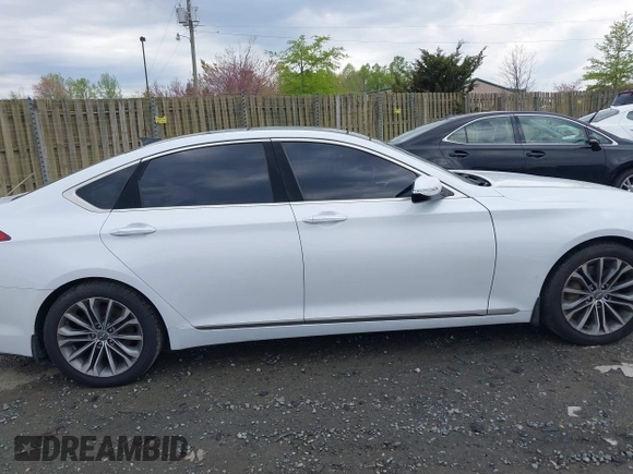 2015 Hyundai Genesis 3.8L with VIN KMHGN4JEXFU078879, listed as a IAAI auction lot 42023183 with 178,075 mi miles. Bid and sale history available at carsss.com. Image 13.