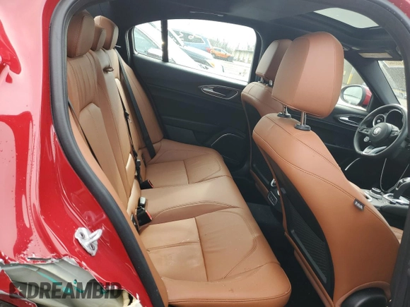 2022 Alfa Romeo Giulia Veloce with VIN ZARFANBN8N7658991, listed as a Copart auction lot 47503363 with 10,150 mi miles. Bid and sale history available at carsss.com. Image 10.