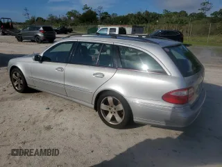 2006 Mercedes-Benz E 500 with VIN WDBUH83JX6X189641, listed as a Copart auction lot 74006334 with 92,959 mi miles and Salvage Title. Bid and sale history available at carsss.com. Image 2.