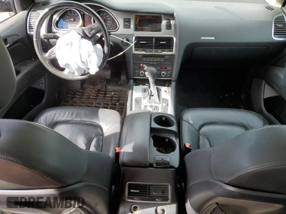 2009 Audi Q7 z VIN WA1AY74L59D008525, wystawiony jako Copart lot #76812104 z przebiegiem 218 747 mil mil oraz Szkoda całkowita • Salvage title. Historia ofert i sprzedaży dostępna na DreamBid. Obrazek 8.