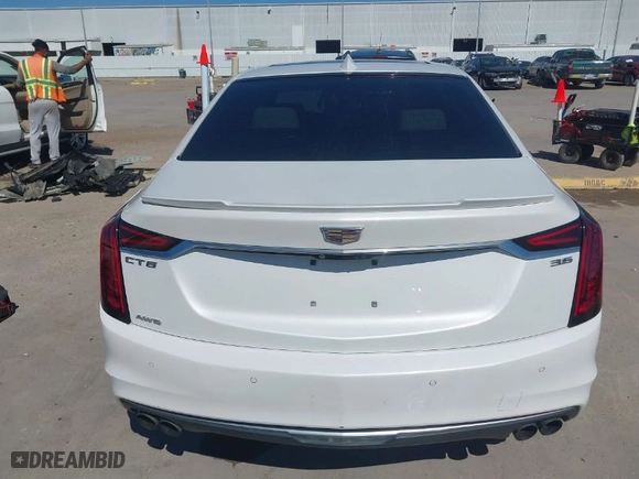 2019 Cadillac CT6 Premium Luxury AWD with VIN 1G6KE5RSXKU129423, listed as a IAAI auction lot 40632684 with NaN miles. Bid and sale history available at carsss.com. Image 15.