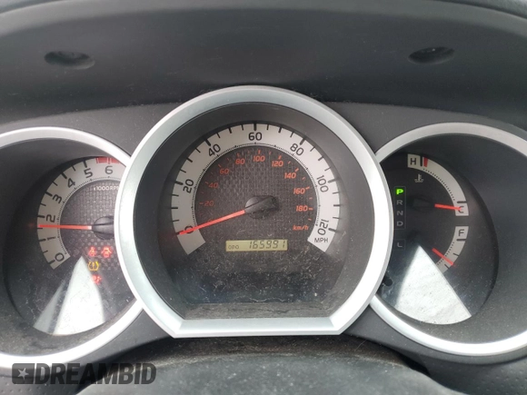 2013 Toyota Tacoma z VIN 5TFLU4EN1DX066986, wystawiony jako Copart lot #55480735 z przebiegiem 165 991 mil mil oraz Szkoda całkowita • Salvage title. Historia ofert i sprzedaży dostępna na DreamBid. Obrazek 9.