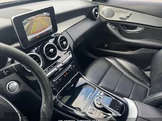 2016 Mercedes-Benz C-Class C 300 Luxury with VIN 55SWF4KB1GU137859, listed as a IAAI auction lot 41980971 with 132,464 mi miles. Bid and sale history available at carsss.com. Image 11.