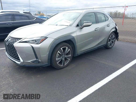 2020 Lexus UX with VIN JTHP3JBH5L2024624, listed as a IAAI auction lot 41826234 with 82,043 mi miles. Bid and sale history available at carsss.com. Image 17.