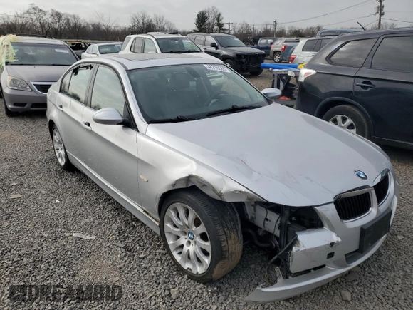 2007 BMW 3 Series 328xi with VIN WBAVC73547KP30227, listed as a Copart auction lot 48715565 with Not provided miles and Salvage title. Bid and sale history available at DreamBid. Image 4.