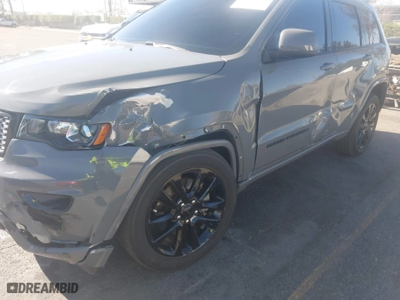 2021 Jeep Grand Cherokee Laredo X with VIN 1C4RJEAGXMC553627, listed as a IAAI auction lot 41376899 with 46,706 mi miles. Bid and sale history available at carsss.com. Image 6.