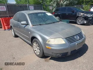 2003 Volkswagen Passat GLS z VIN WVWPD63B93P282332, wystawiony jako IAAI lot #42710298 z przebiegiem 206 409 mil mil oraz . Historia ofert i sprzedaży dostępna na DreamBid. Obrazek 1.