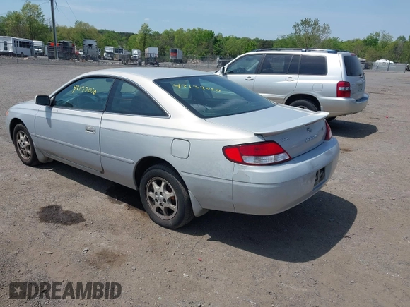 2001 Toyota Solara SE with VIN 2T1CG22P91C506304, listed as a IAAI auction lot 42137050 with 297,385 mi miles and . Bid and sale history available at carsss.com. Image 3.