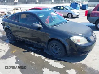 2009 Pontiac G5 z VIN 1G2AS18H697135832, wystawiony jako IAAI lot #42229242 z przebiegiem 176 720 mil mil oraz . Historia ofert i sprzedaży dostępna na DreamBid. Obrazek 1.