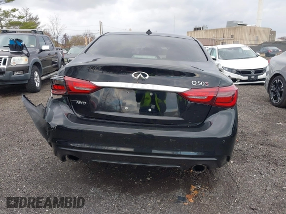 2018 Infiniti Q50 Red Sport 400 with VIN JN1FV7AR4JM481806, listed as a IAAI auction lot 40968949 with 80,924 mi miles and . Bid and sale history available at DreamBid. Image 16.