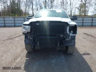 2019 Ram 2500 Big Horn with VIN 3C6UR5DL2KG675282, listed as a IAAI auction lot 41729803 with 88,084 mi miles. Bid and sale history available at carsss.com. Image 13.