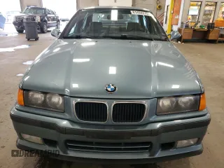 1997 BMW M3 with VIN WBSCD0325VEE12385, listed as a Copart auction lot 61494375 with 131,384 mi miles and Clean title. Bid and sale history available at DreamBid. Image 5.